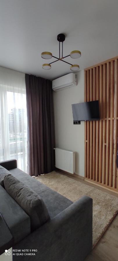 New Apartment Vivita Uzhhorod Exterior photo